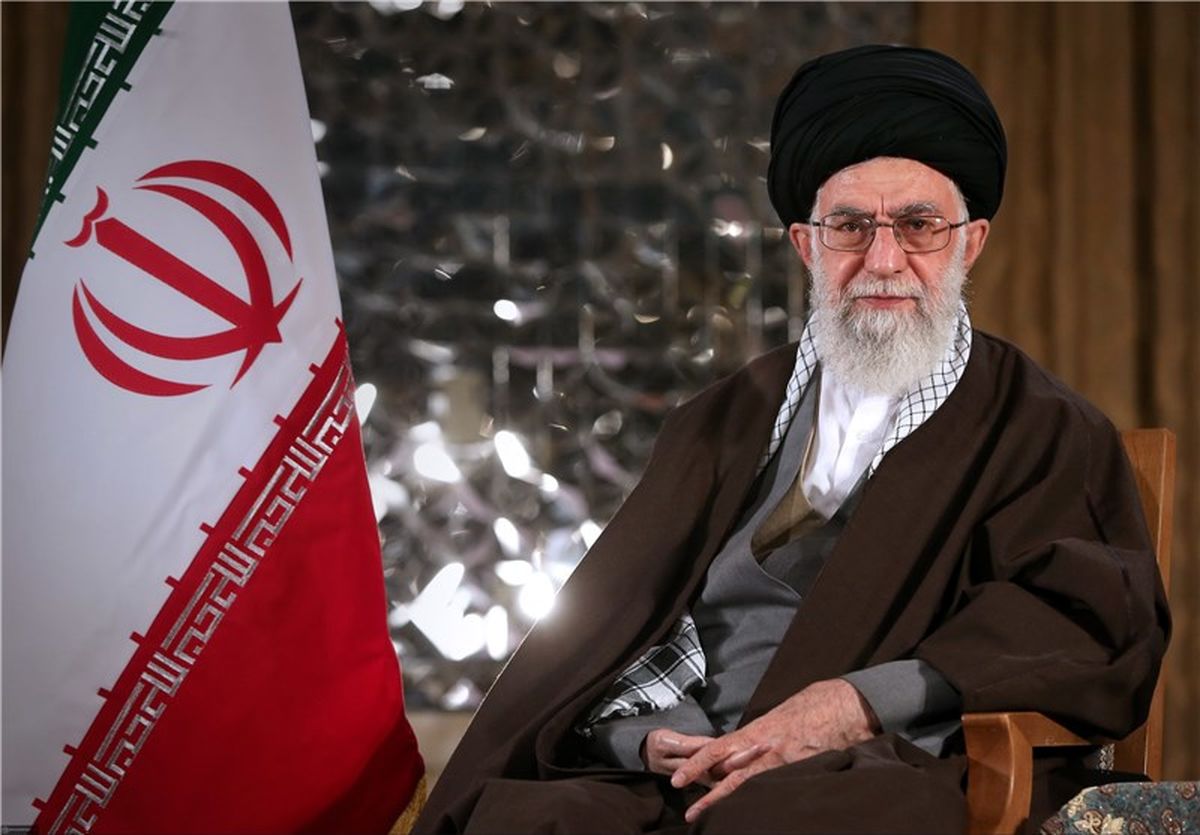  فرمان ۸ ماده‌ای امام خامنه‌ای به سران قوا درباره مبارزه با مفاسد اقتصادی 
