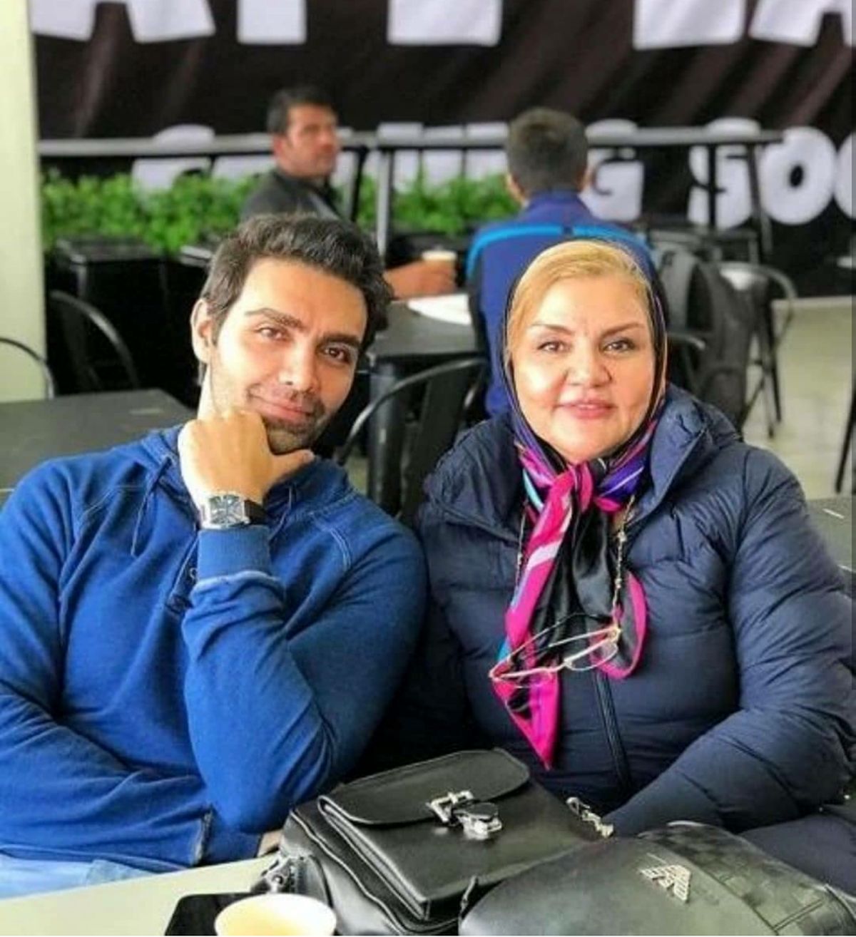 بازیگر سریال بوی باران در کنار مادرش+عکس