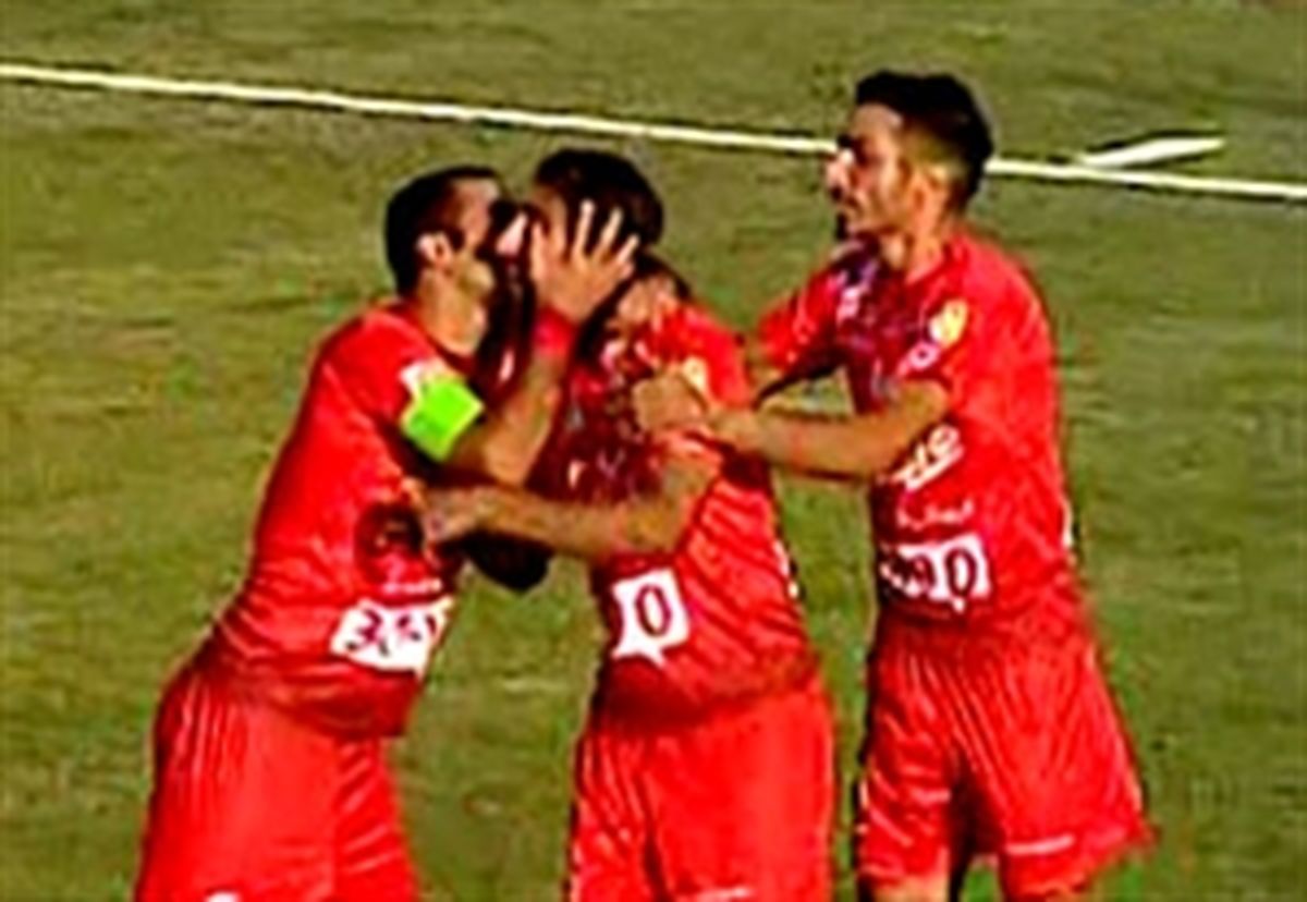 ذوب‌آهن 1 - 2 تراکتورسازی