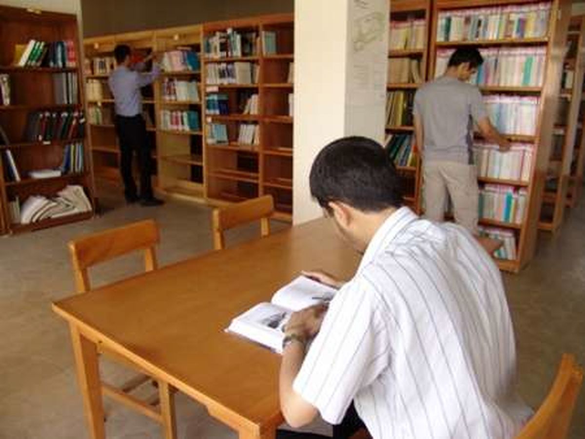 خیران گیلان یاری رسان کتابخانه ها باشند
