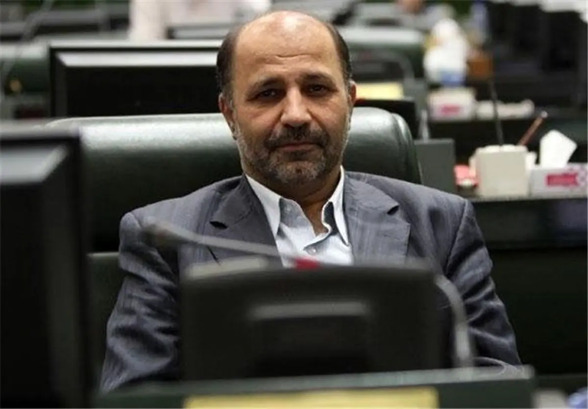 تقدیم گزارش نهایی مجلس از بررسی قراردادهای جدید نفتی به رهبر انقلاب