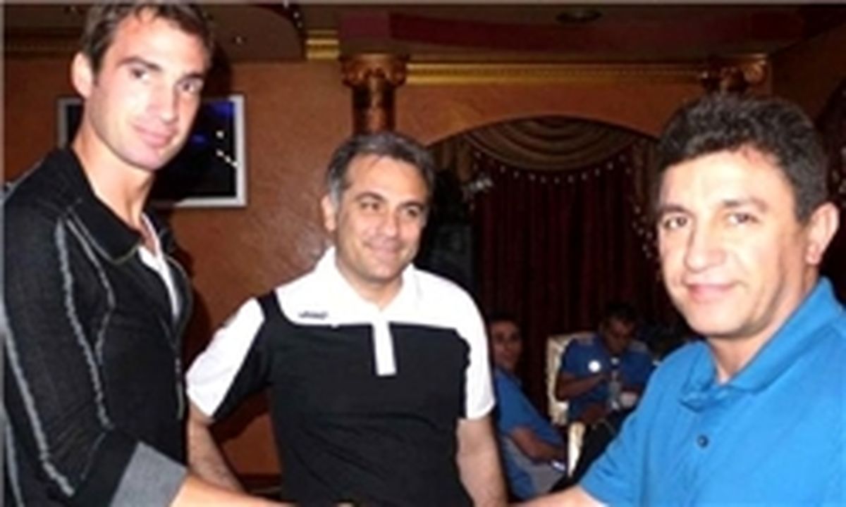 لاوره بازنده استقلال برنده