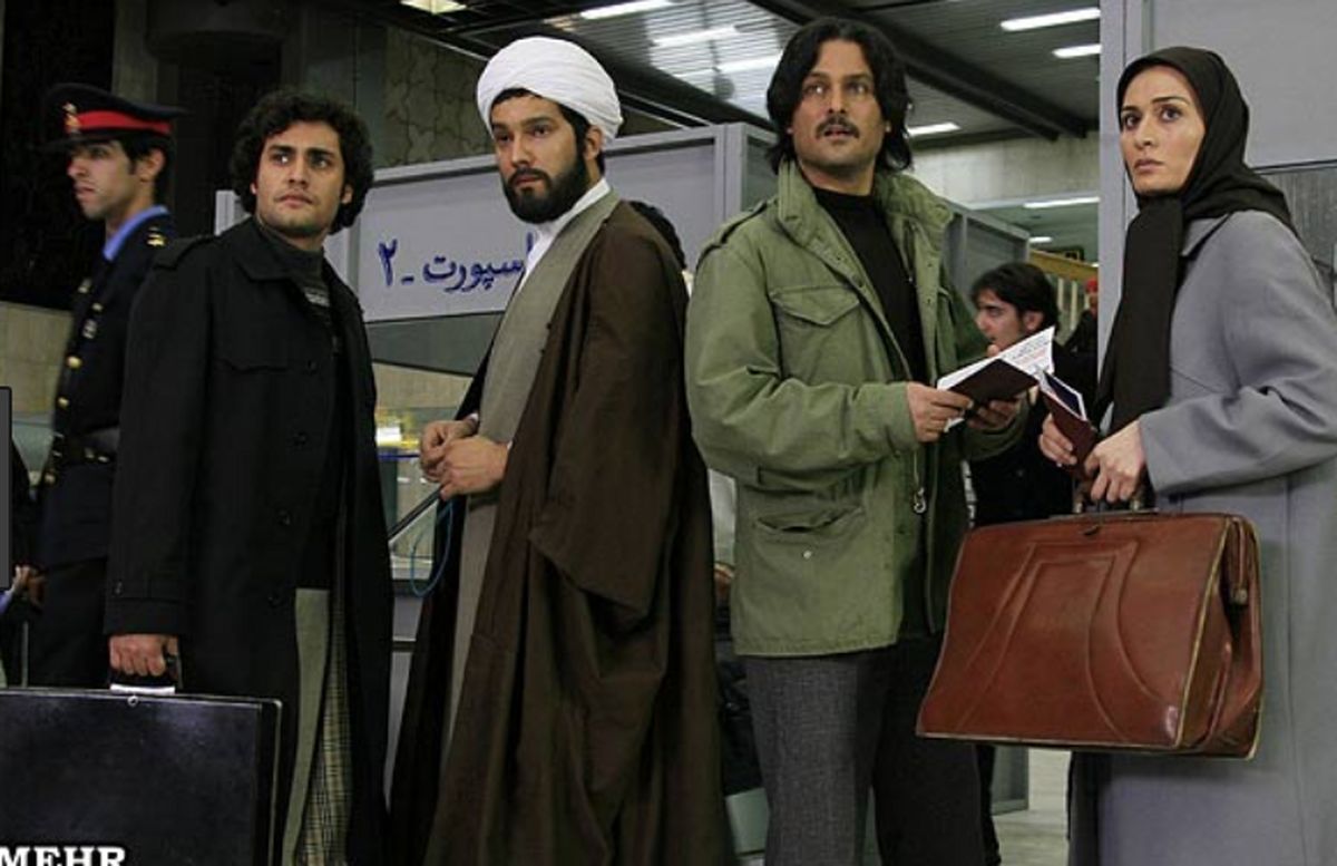  «حامد بهداد» در نقش روحانی در فیلم «کیمیا و خاک»