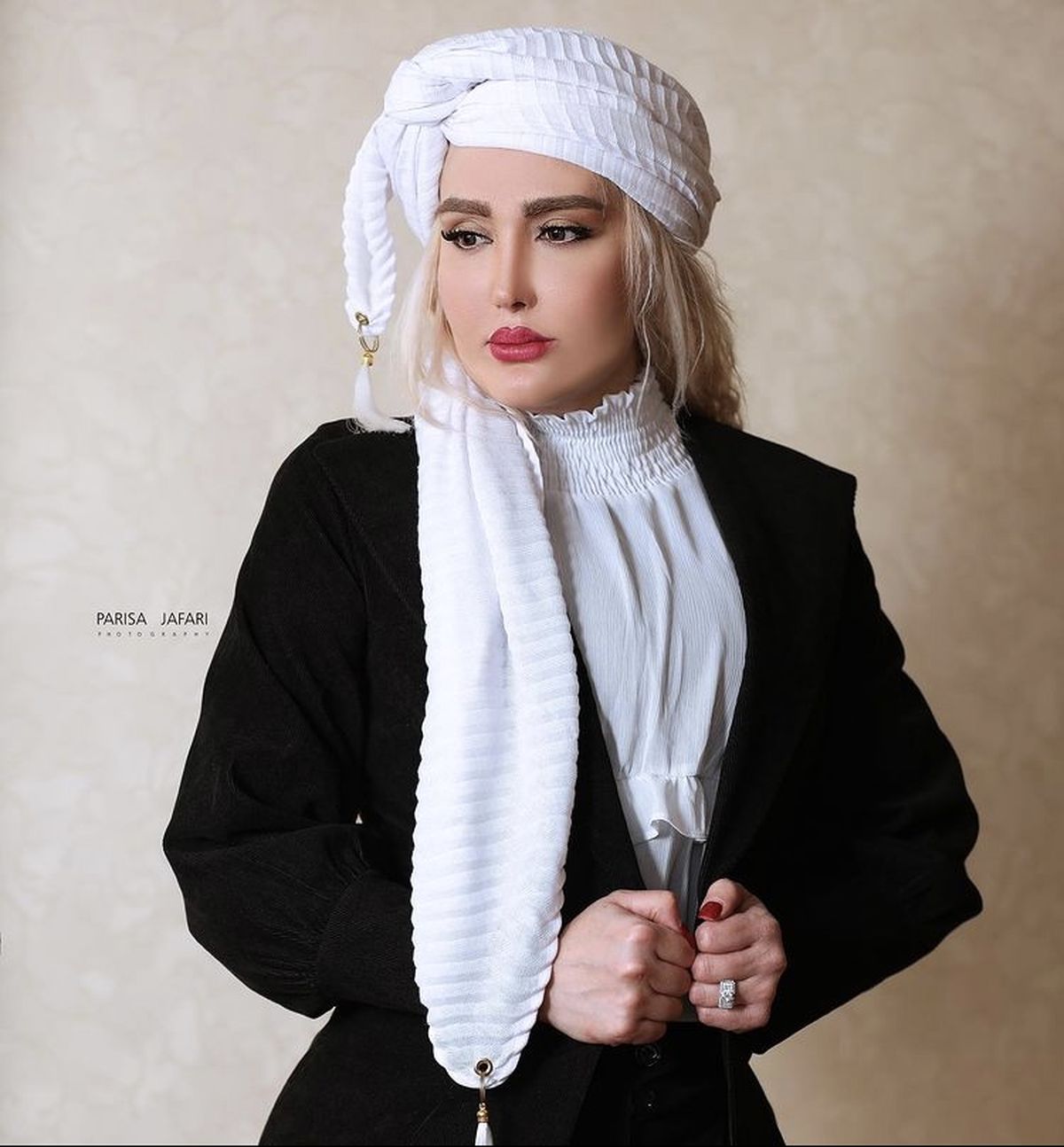 استایل دیده نشده از زهره فکورصبور + عکس