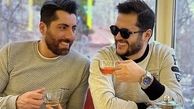 چای خوردن رفقای صمیمی در یک‌کافه + عکس