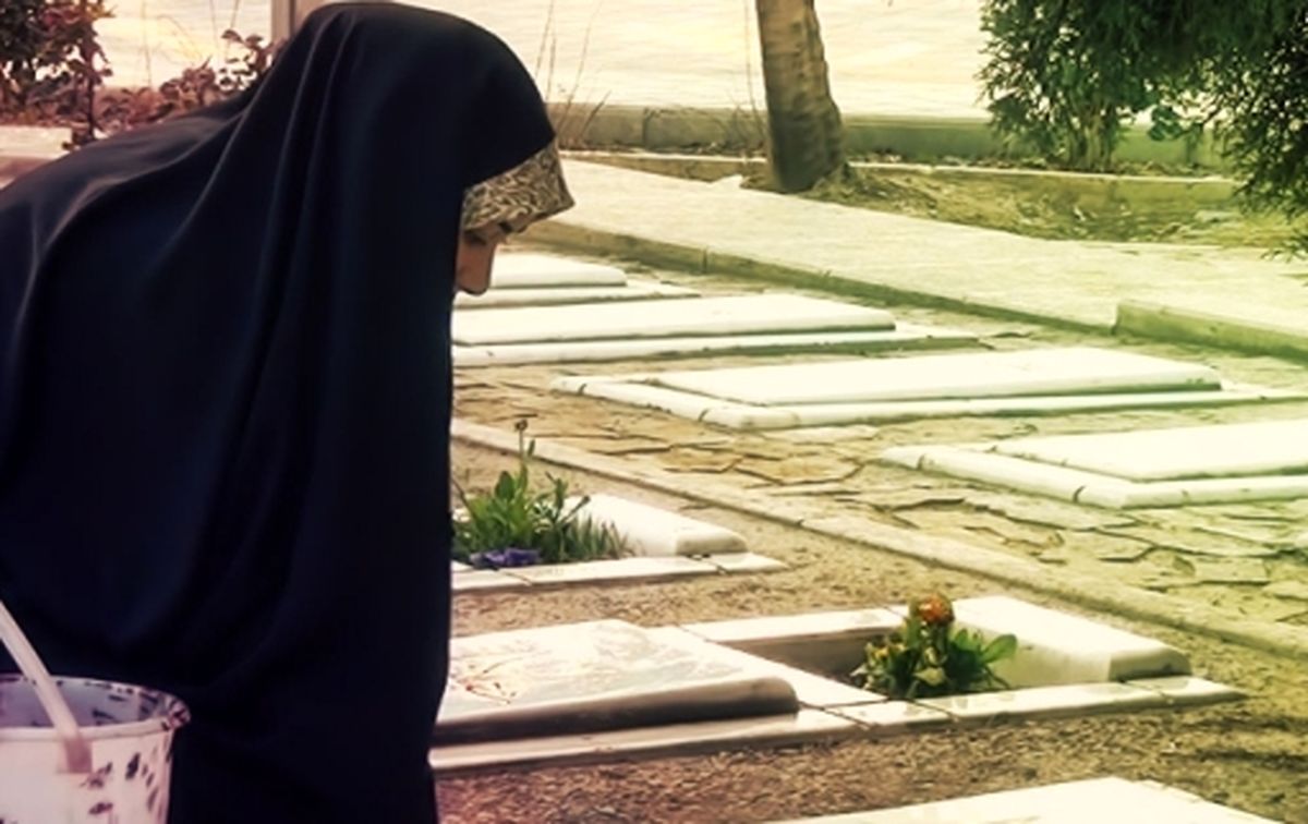جواناني كه هر هفته سر مزار شهداي گمنام به عنوان خادم مي روند+ تصاوير