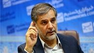 حرکت بسیج شهرداری تهران در نصب بنرهای عنایت آمریکایی قابل تقدیر است