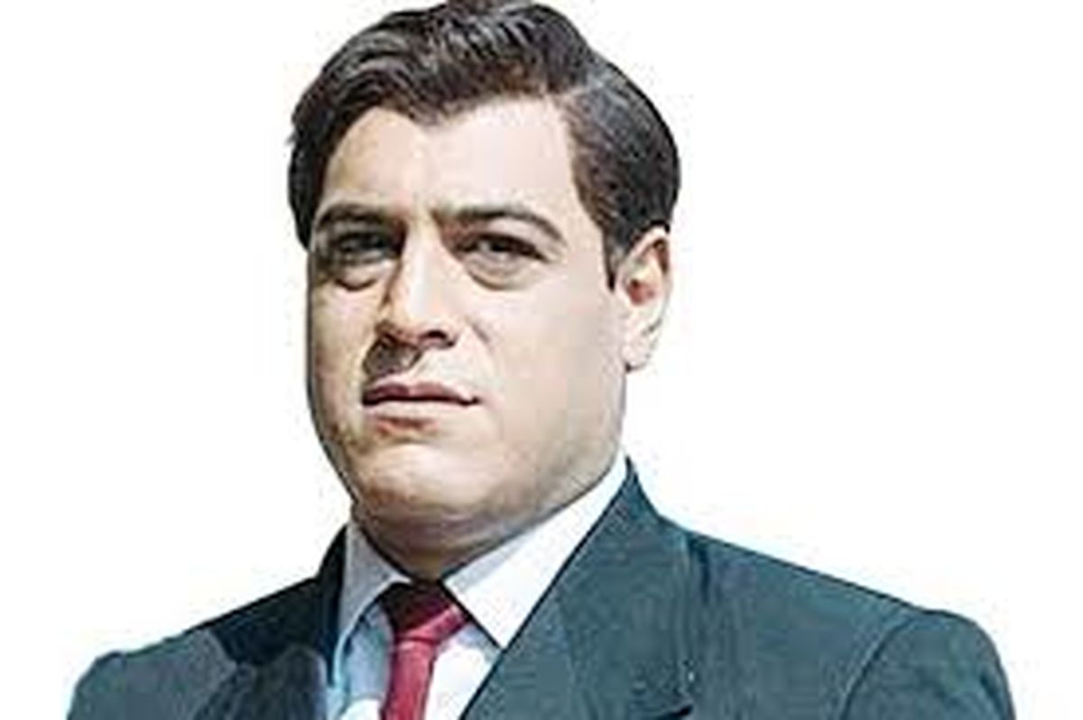 کیک تولد «امیر یل ارجمند» با عکسی از خودش

