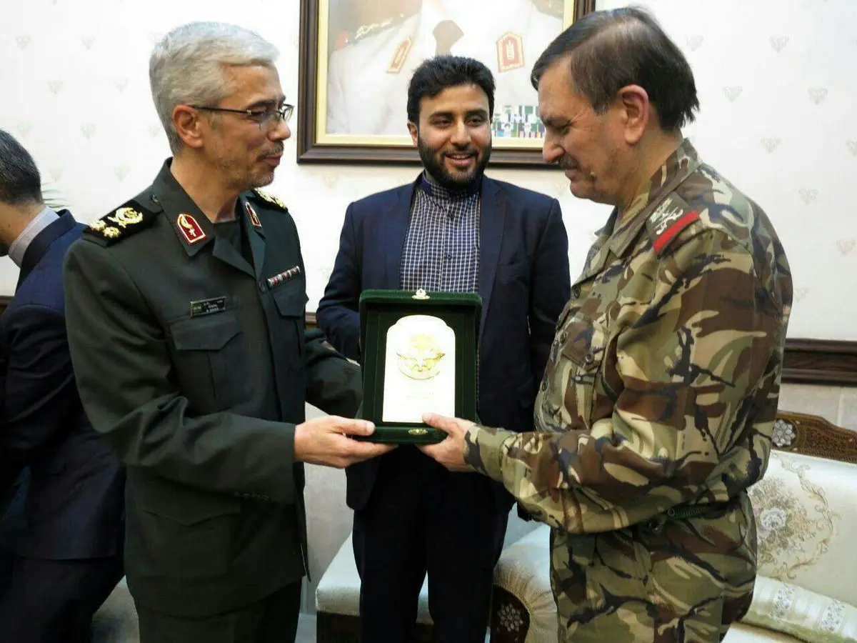 دیدار سرلشکر باقری با وزیر دفاع سوریه
