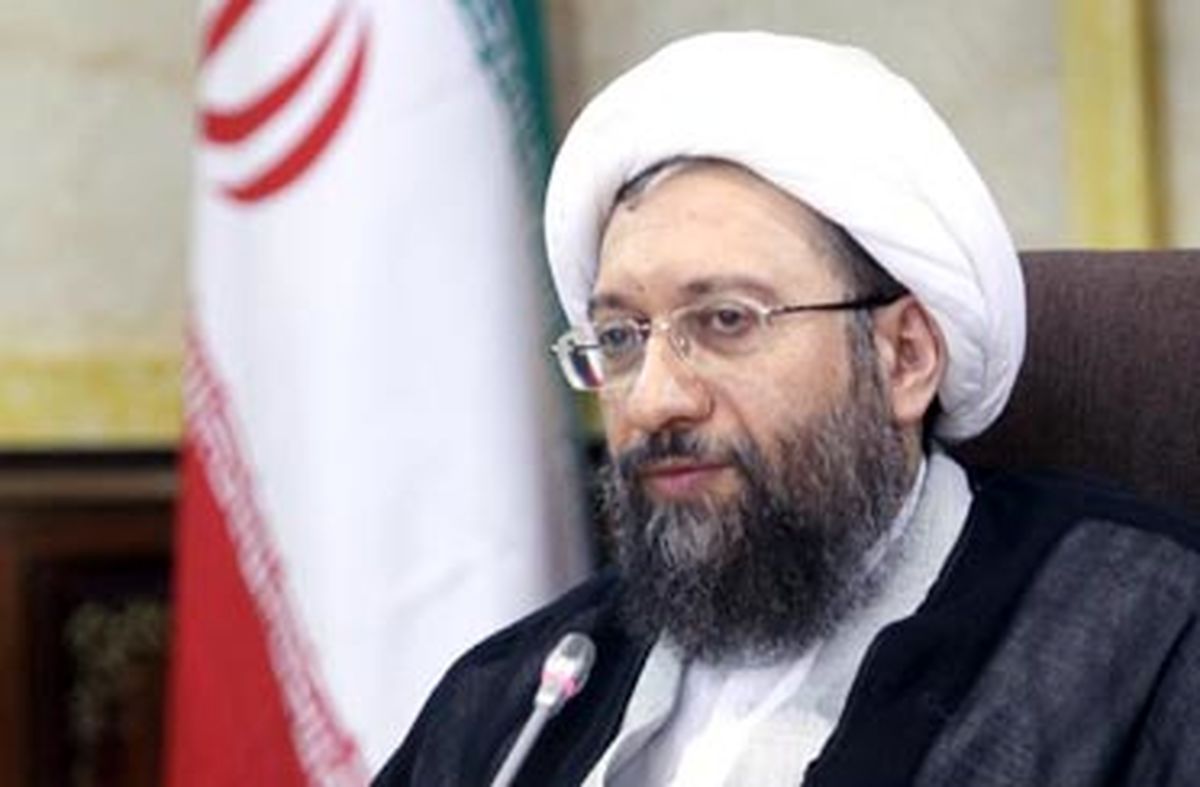پیشنهاد آملی‌لاریجانی برای عفو اعدامی زنده شده