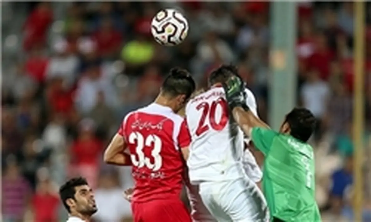 بازی پرسپولیس با پدیده یک روز به تعویق افتاد
