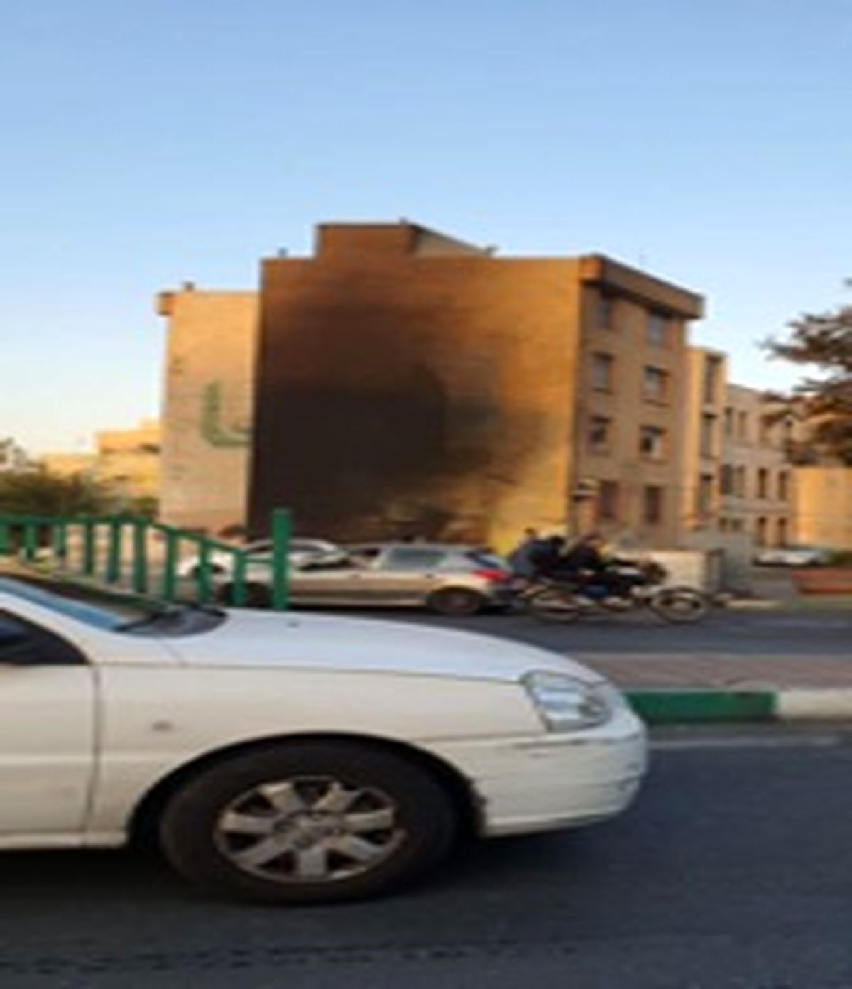 اهانت به دیوارنگاره حضرت امیرالمومنین (ع) در تهران + تصویر