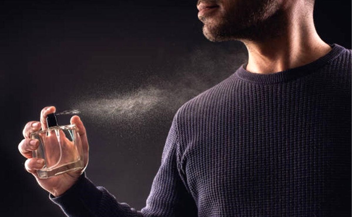 بهترین عطرهای مردانه رو از روژا بخر