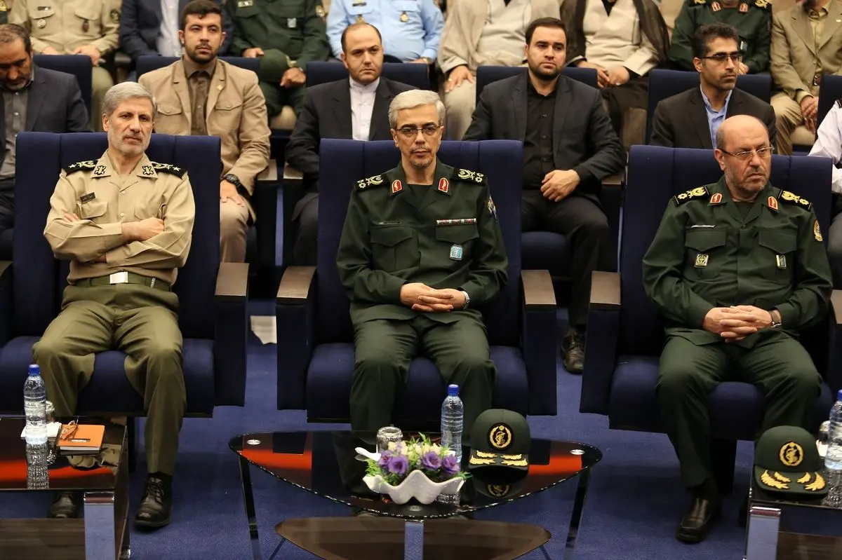 مراسم معارفه وزیر جدید دفاع برگزار شد + عکس