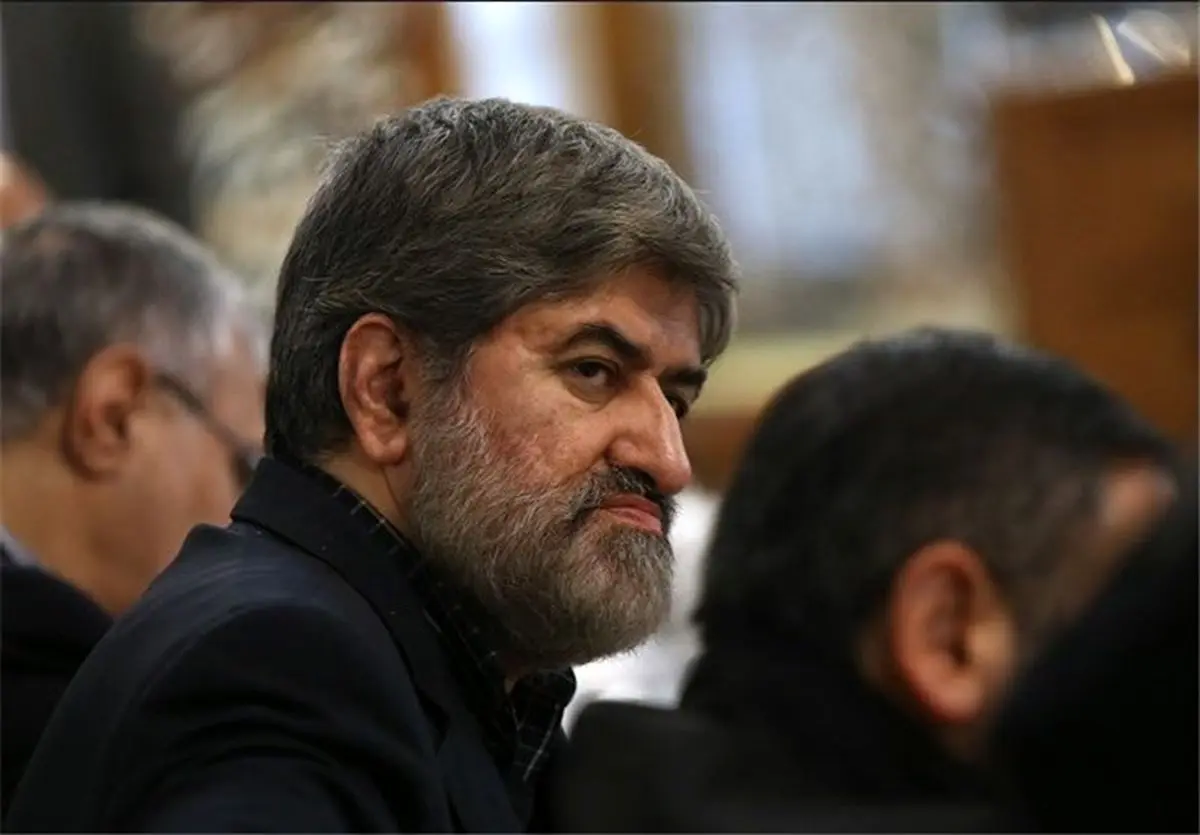 حکم ۱۱ عامل حمله به علی مطهری در شیراز صادر شد