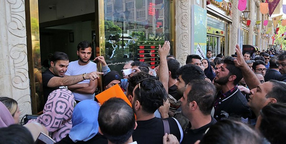 همکاری آمریکا برای اغتشاش در بازار ارزی ایران