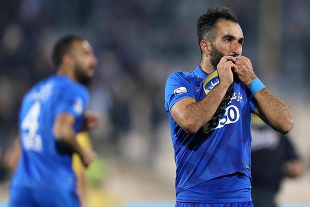 درگیری هوادار عصبانی صنعت نفت با شجاعیان