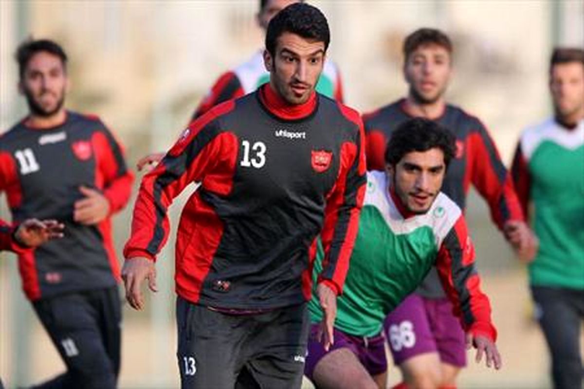 پیشنهاد بازیکن پرسپولیس برای مهار ۷۵ میلیون نفری مسی