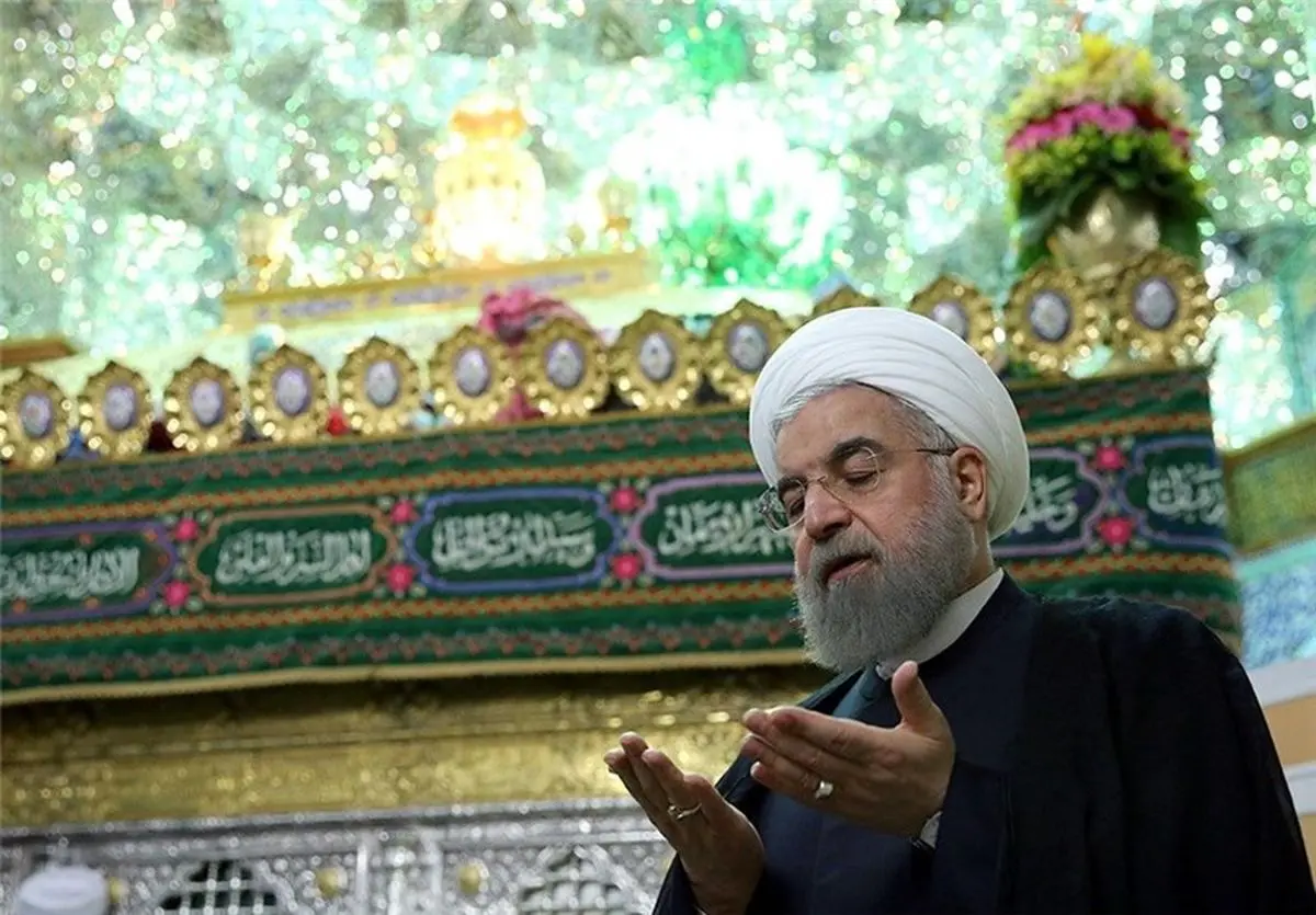 تشرف روحانی به زیارت حرم مطهر حضرت فاطمه معصومه (س)