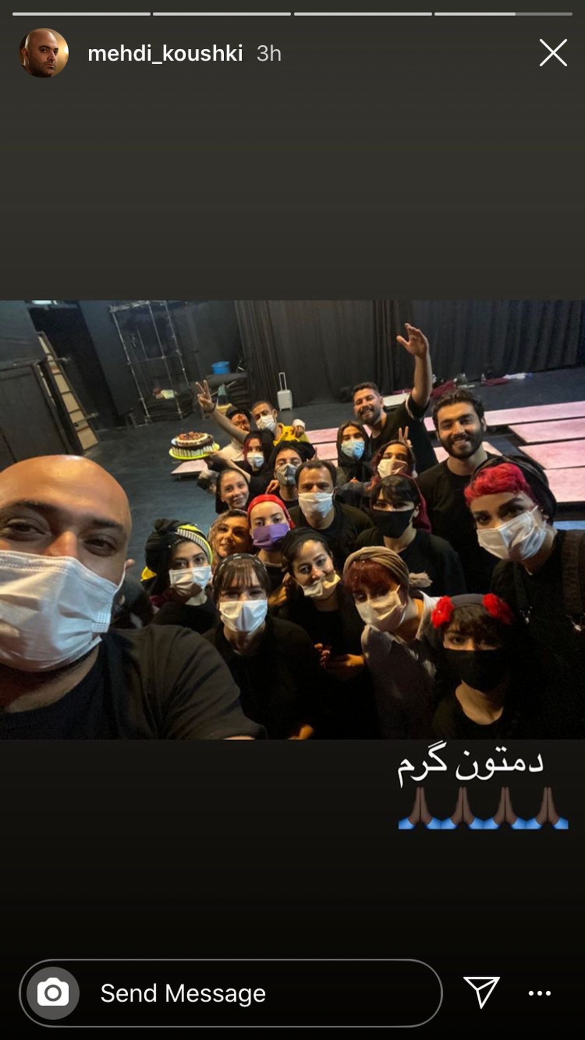مهدی کوشکی و بچه های ورکشاپش + عکس