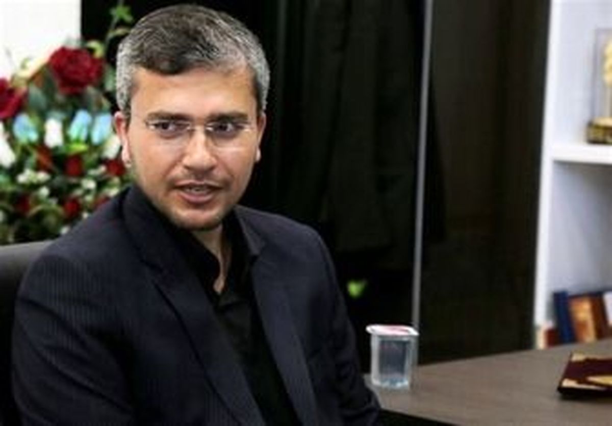 نیروی دریایی سپاه و ارتش نباید در یک نقطه متوقف شوند