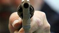 مهاجم مسلح با شلیک پلیس زمین گیر شد
