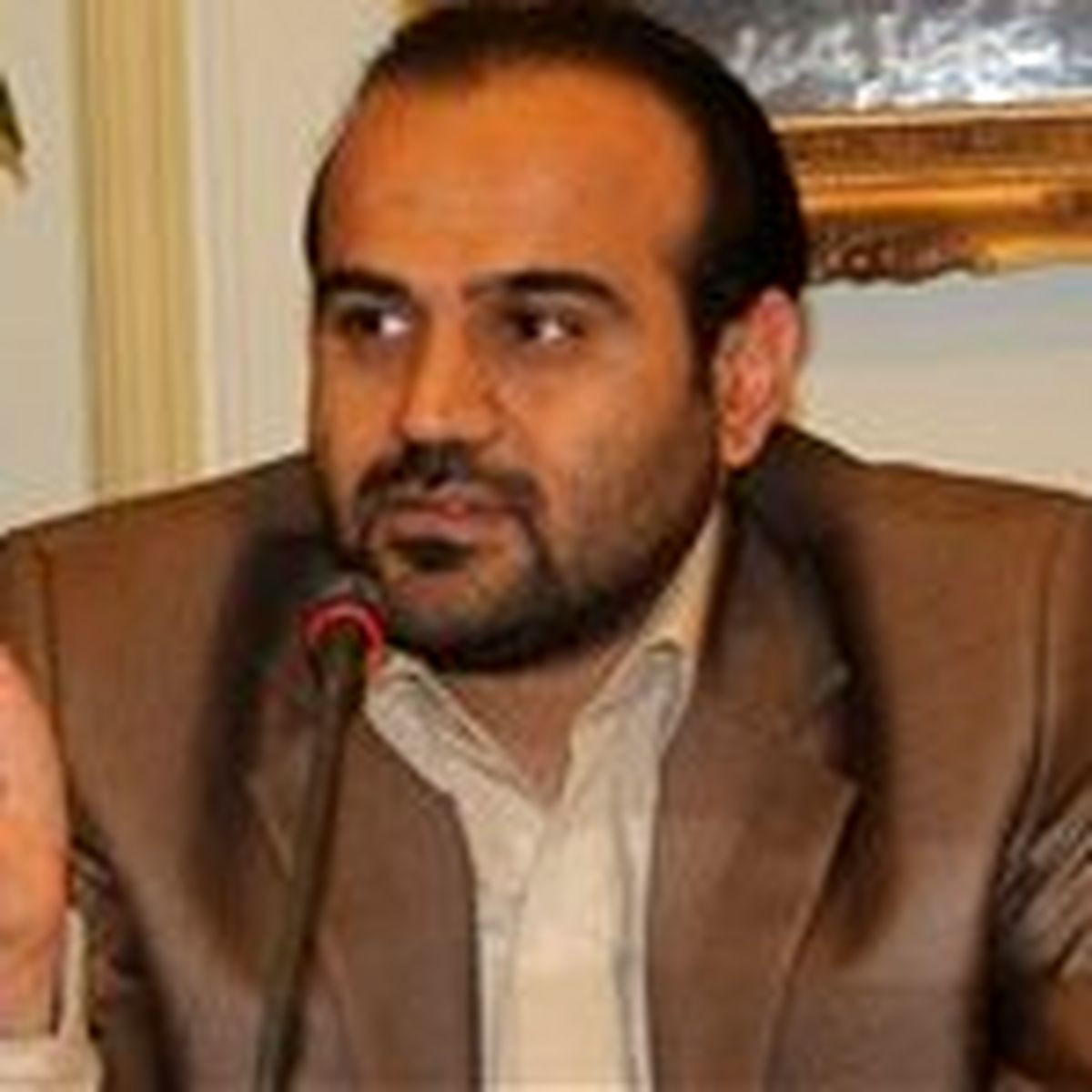 نوری در تاریکی