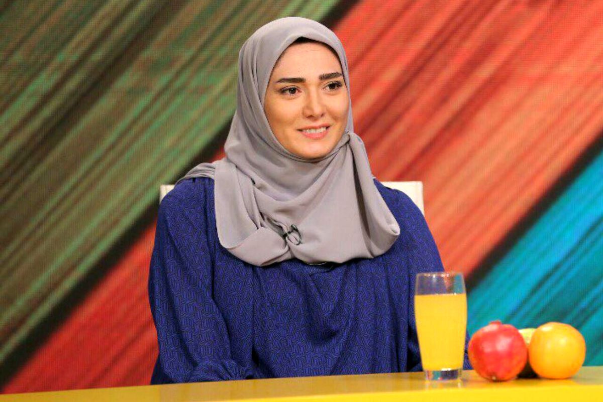 مینا وحید به جزیره پیوست + عکس