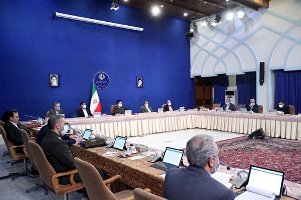 رئیس جمهور : نظام پرداخت حقوق بر مبنای عدالت اصلاح شود
