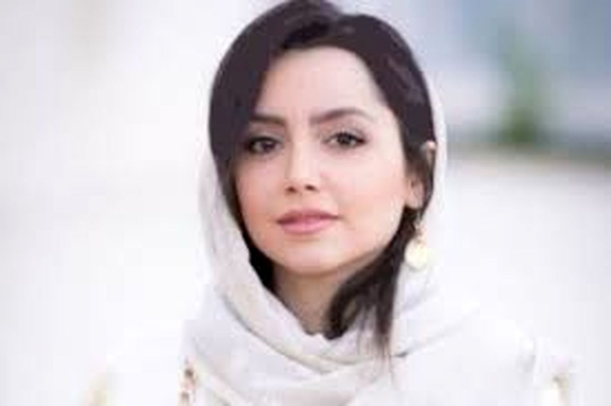 یک عاشقانه آرام در صفحه «نازنین بیاتی»