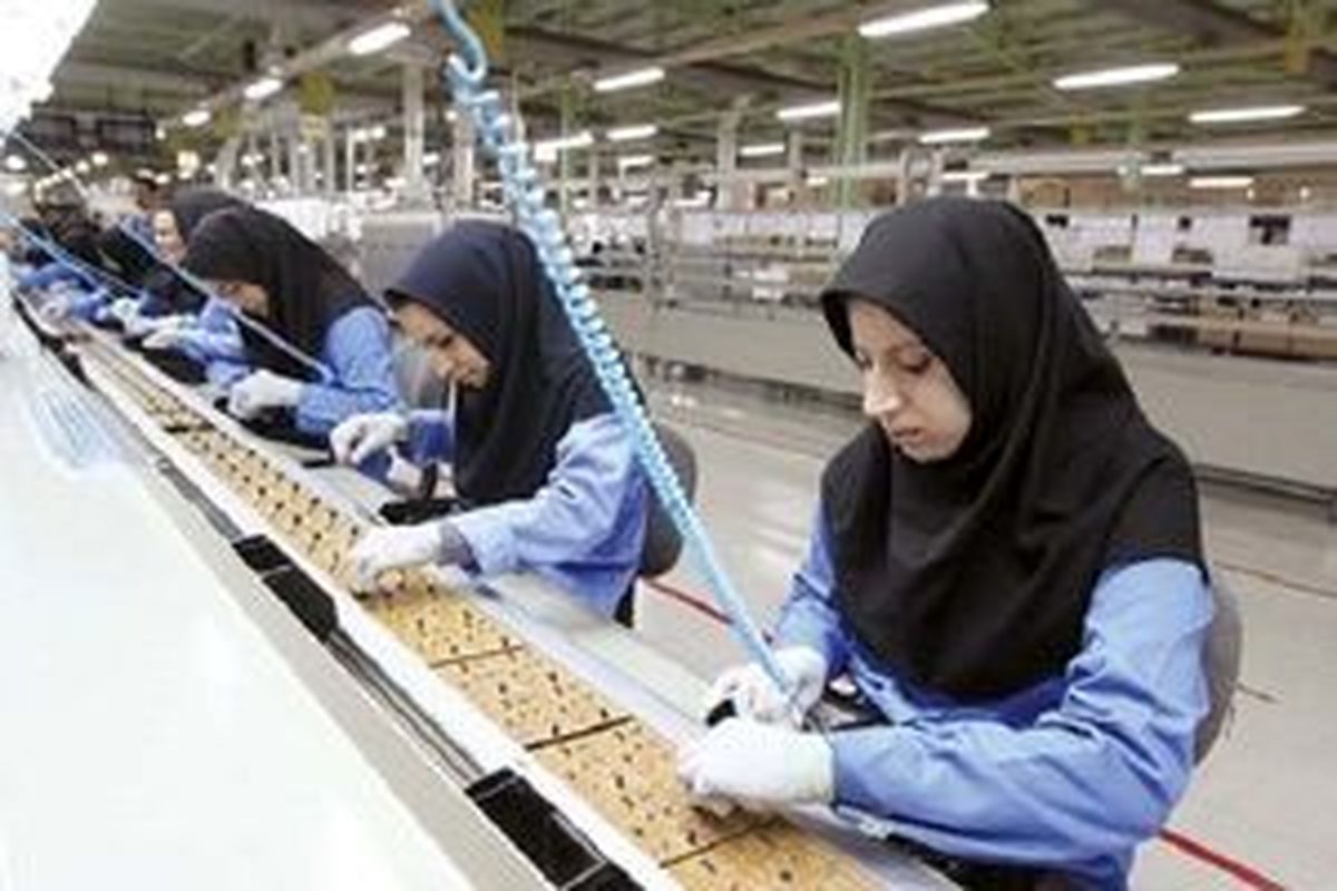 چرا قانون کاهش ساعت کار بانوان اجرا نمی‌شود؟