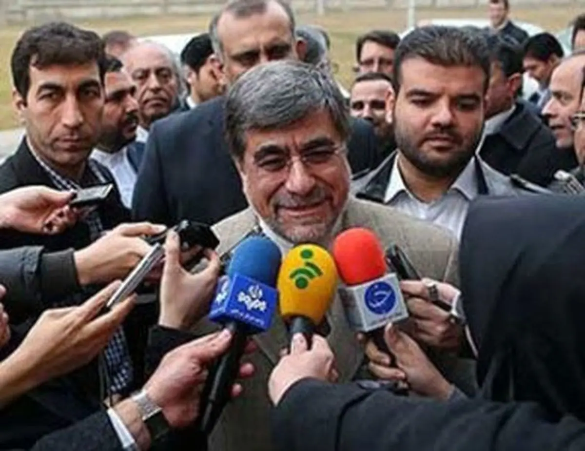 وزیر ارشاد: با گالری‌های بدون مجوز برخورد می‎کنیم