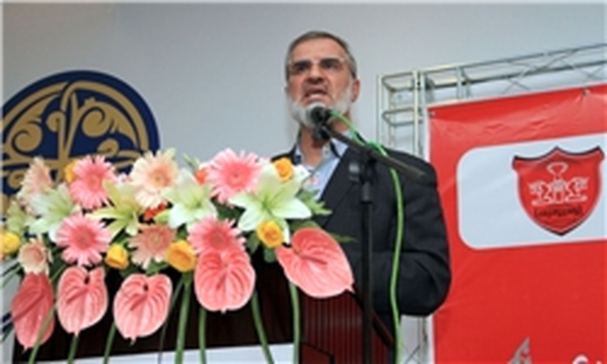 دوشنبه سامانه کمک به پرسپولیس را اعلام می‌کنم