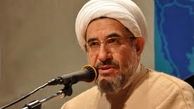 پیروی از مقام معظم رهبری به معنای پیروی از قانون اساسی است