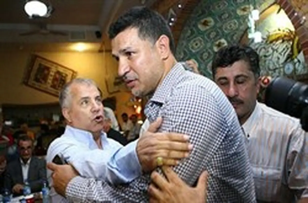 پشت پرده سکوت عجیب دایی در خصوص راه ندادن وزارت ورزش به پرسپولیس