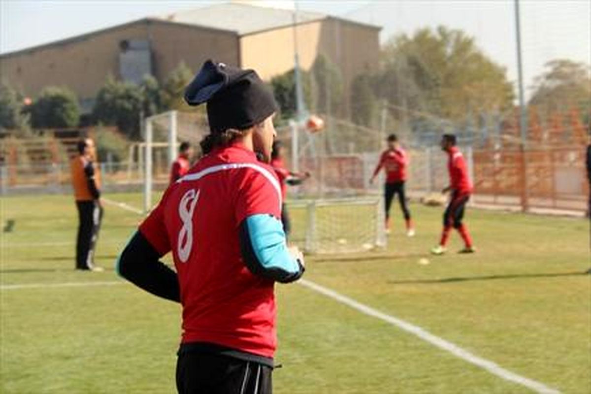 علی کریمی: آرزویم خداحافظی با پیراهن پرسپولیس است
