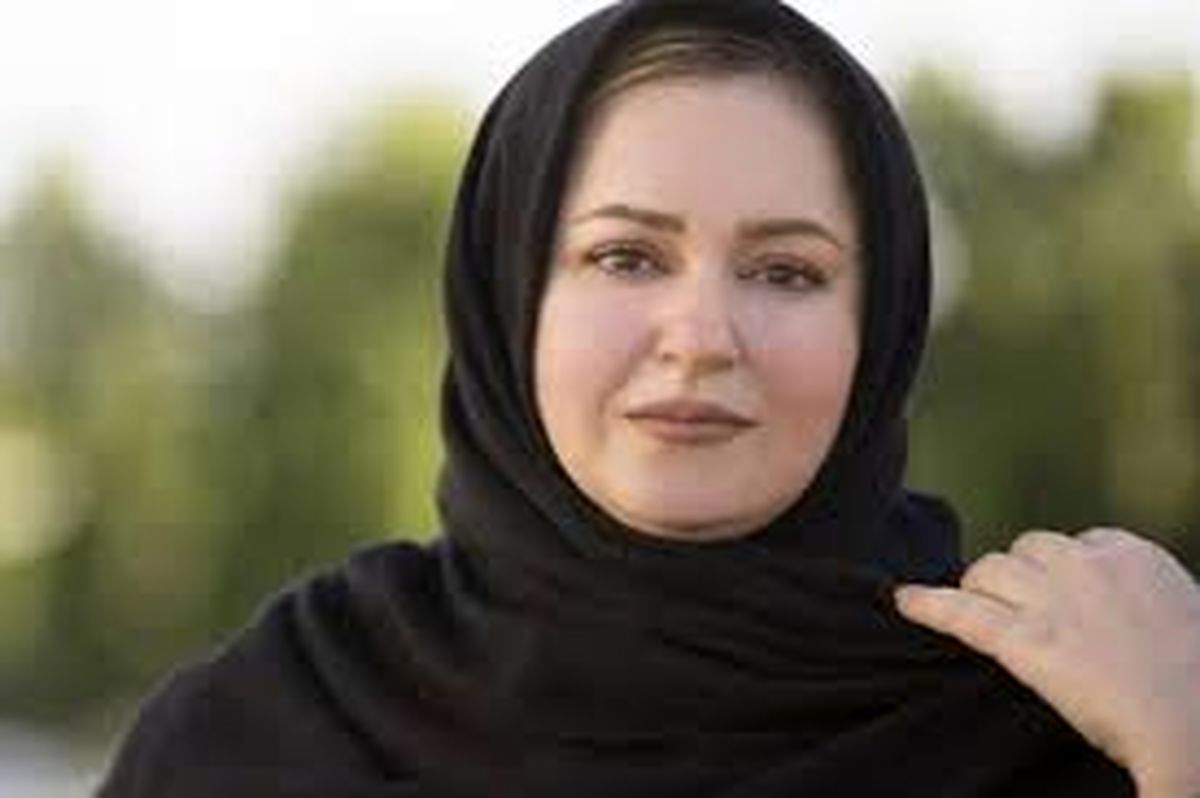 نعیمه نظام‌دوست متفاوت‌تر از همیشه در کنار مرجانه گلچین
