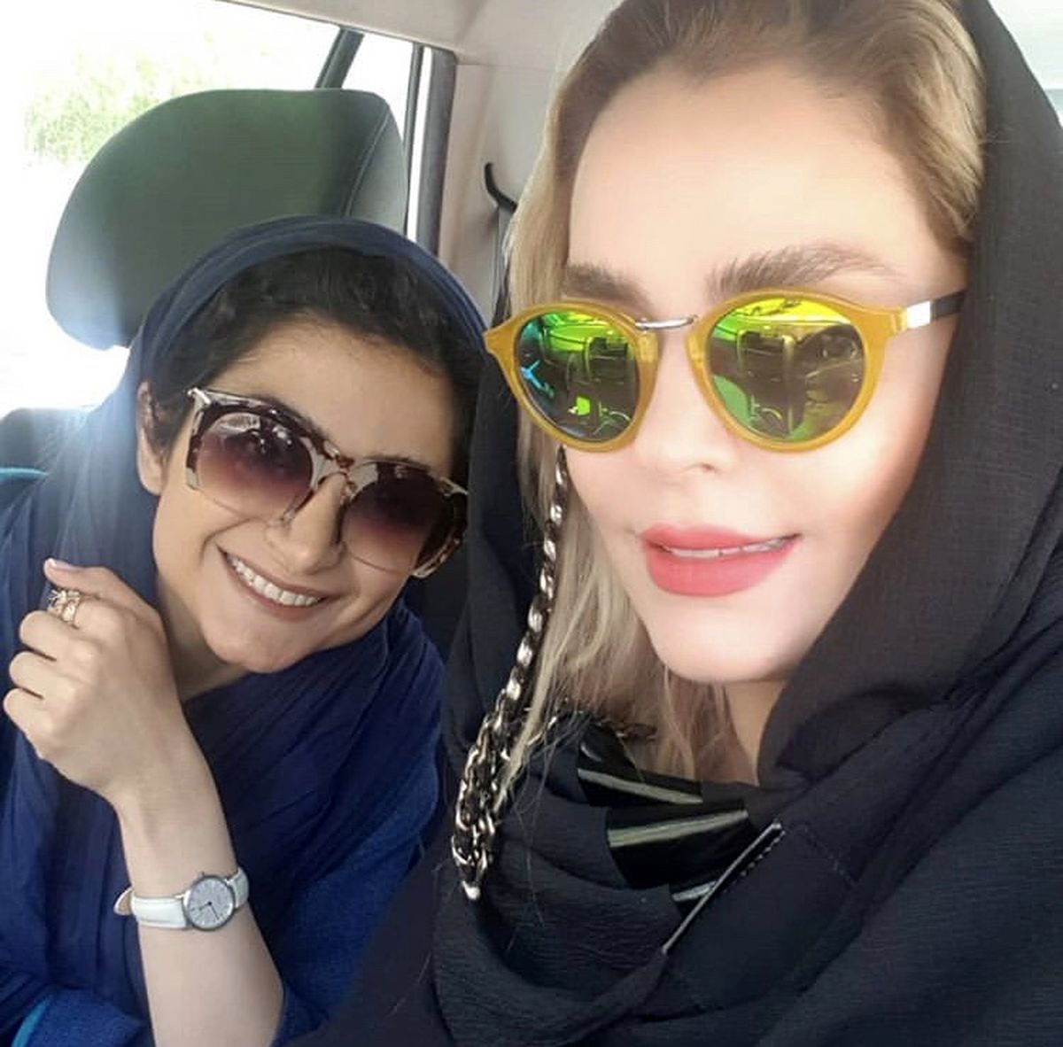 سلفی دوستانه خانم بازیگر + عکس