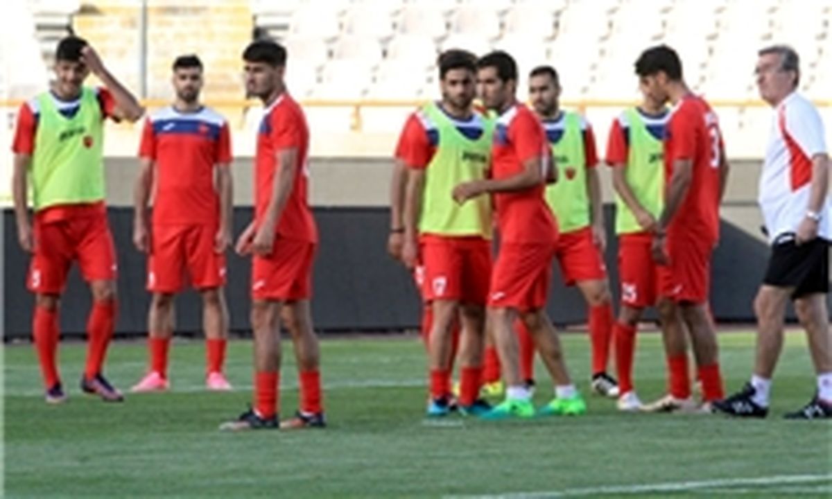 تمرینات پنهانی تیم سرشناس!