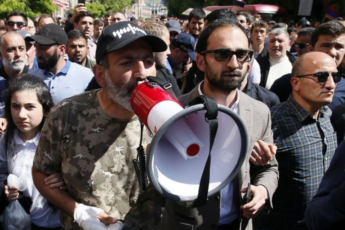 پارلمان ارمنستان به رهبر مخالفان رأی نداد