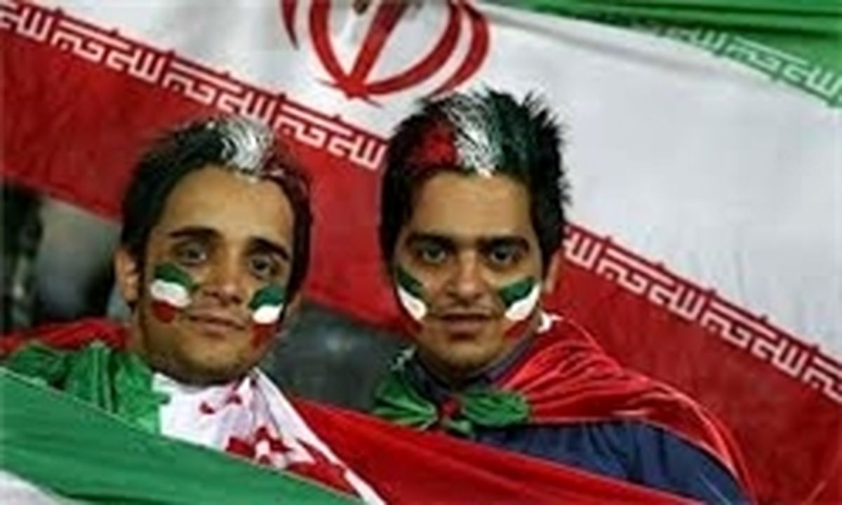 حضور ۲ هزار هوادار پشت در‌های بسته