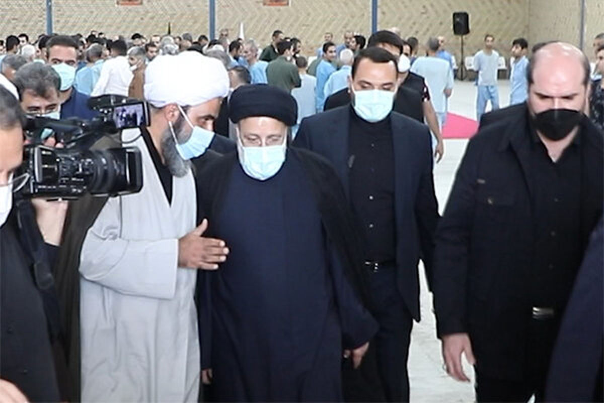 رئیسی : ظرفیت نگهداری معتادین متجاهر در غرب تهران ۲ برابر شود / راه‌اندازی مجموعه صنایع لبنی کاسپین تا یک ماه آینده