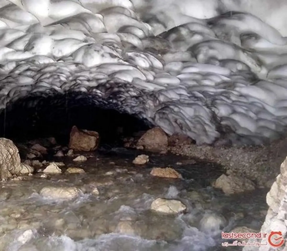 چما، غار یخبندان شیخ علیخان (+عکس)