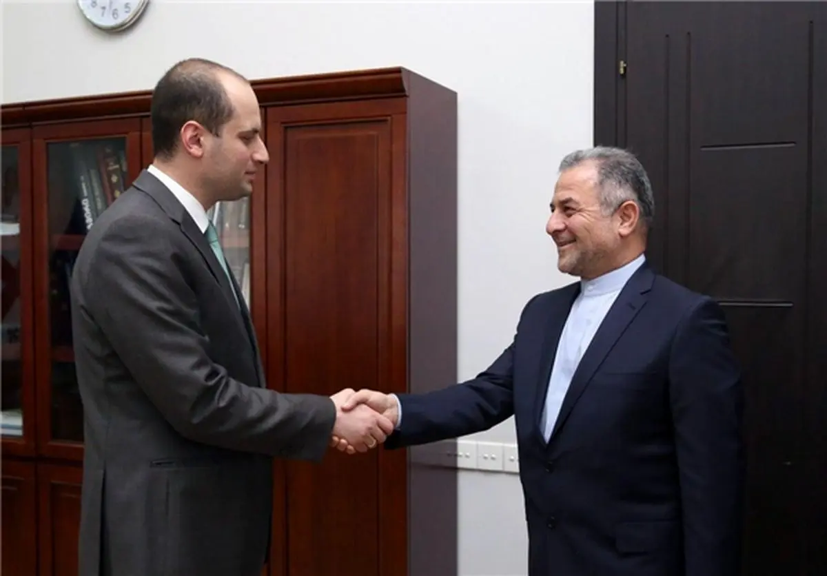 سفیر جدید ایران در تفلیس استوارنامه خود را تقدیم رئیس جمهور گرجستان کرد