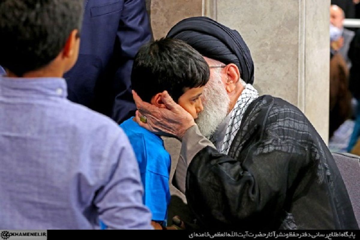 دیدار خانواده‌های شهدای هفتم تیر با رهبر معظم انقلاب/تصاویر